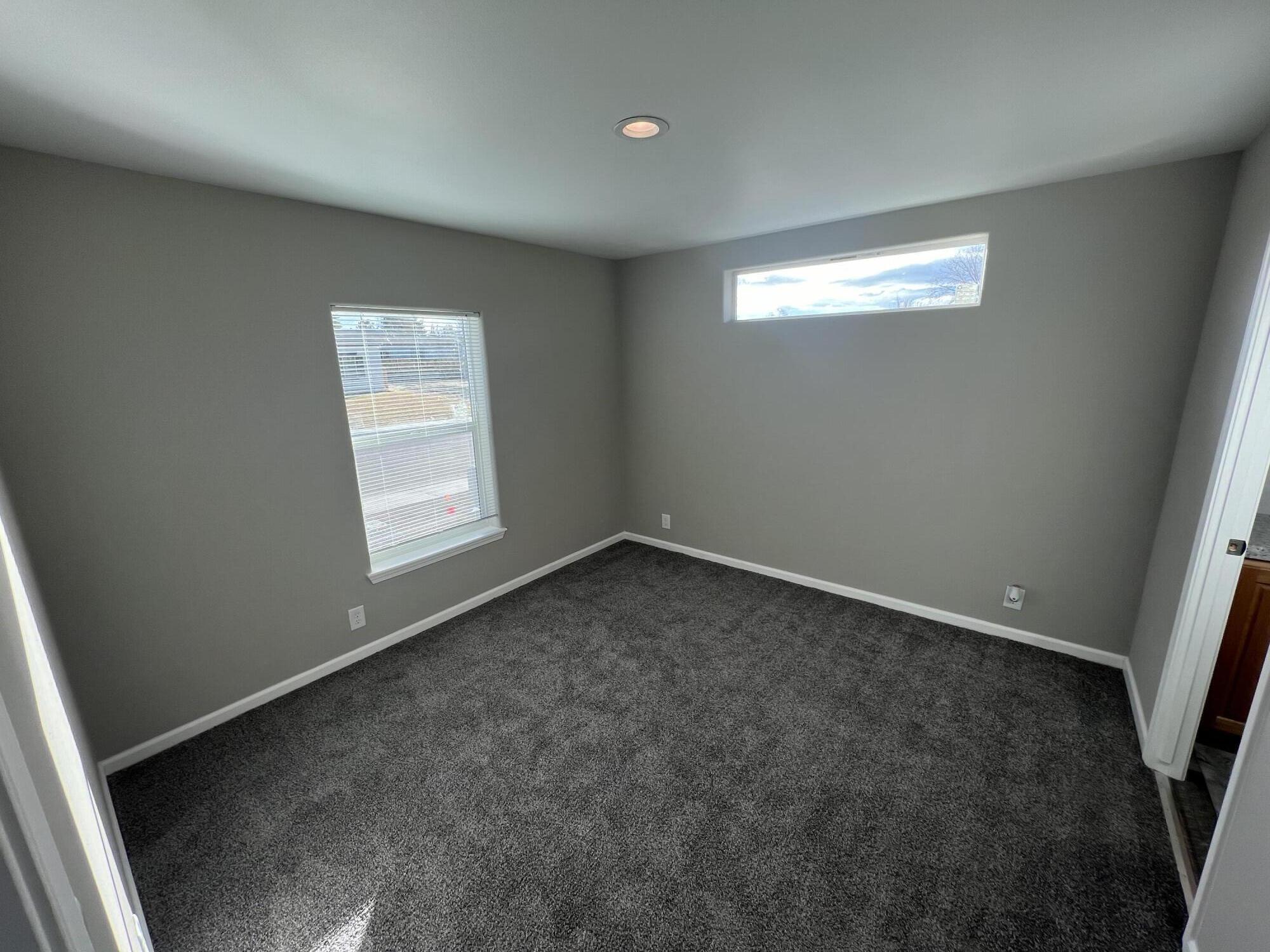 5619 Edith Way