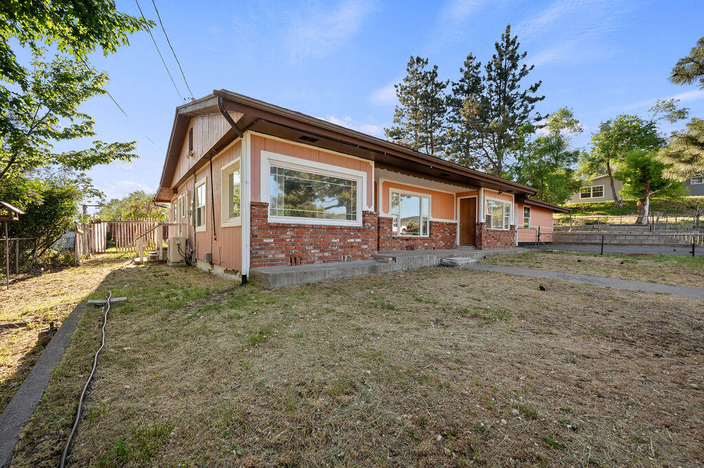 2318 Modoc Street