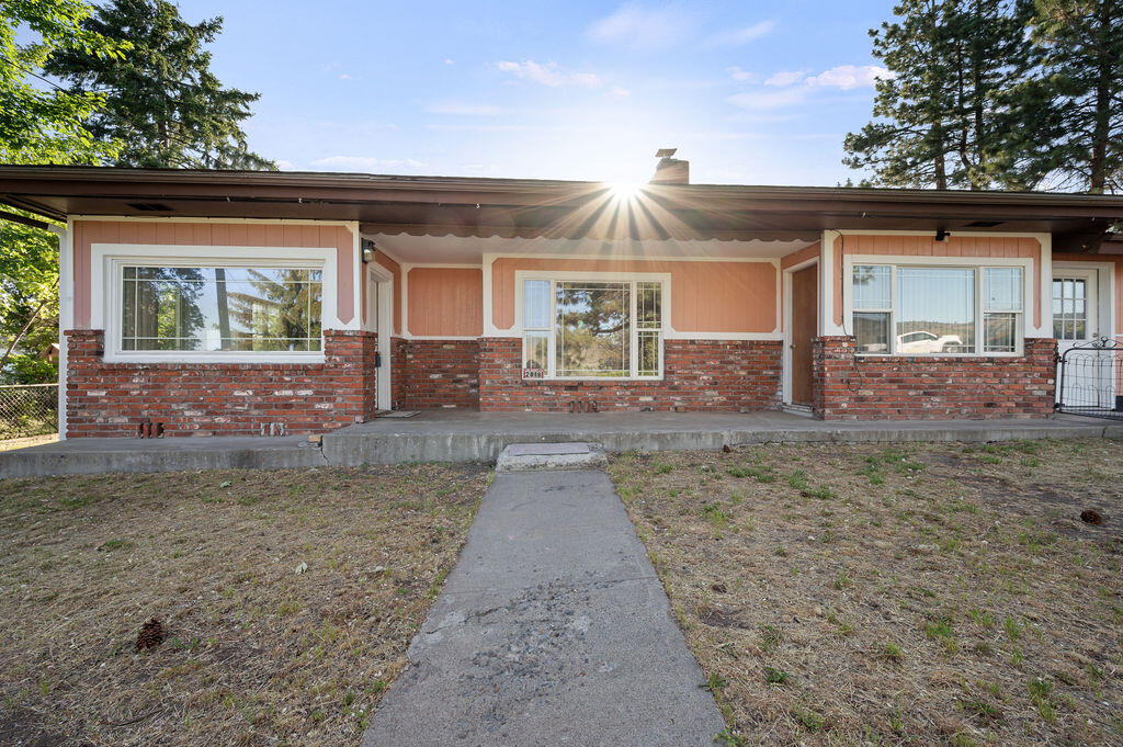 2318 Modoc Street