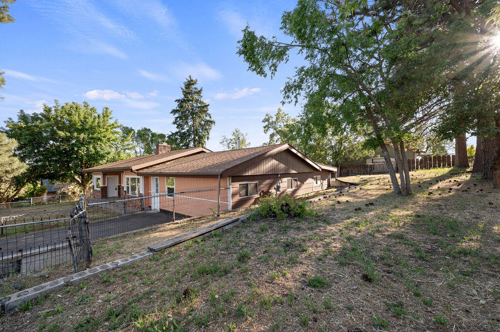 2318 Modoc Street