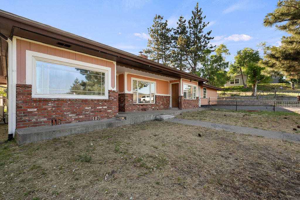 2318 Modoc Street