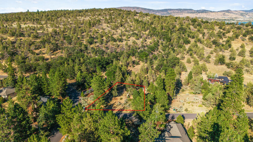 Murrelet Rd Lot 727