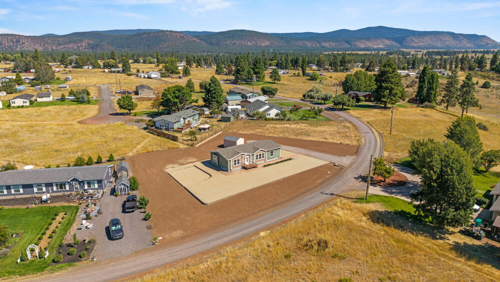 34234 Glen Drive