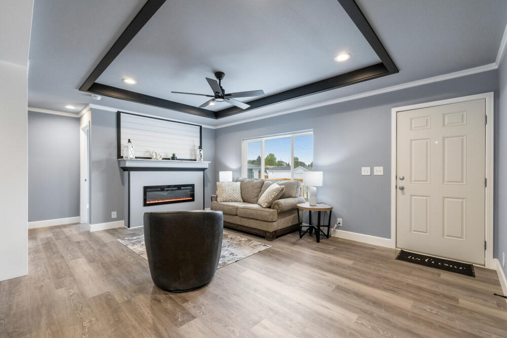 5628 Edith Way