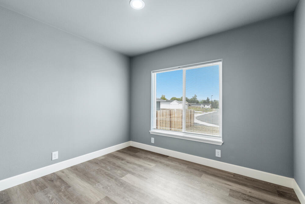 5628 Edith Way