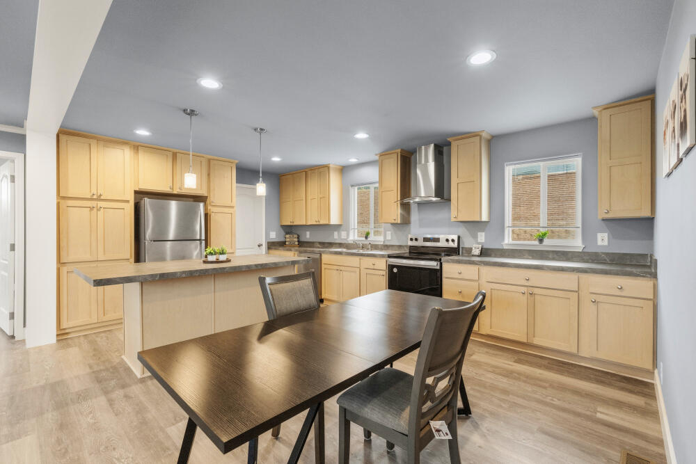 5628 Edith Way