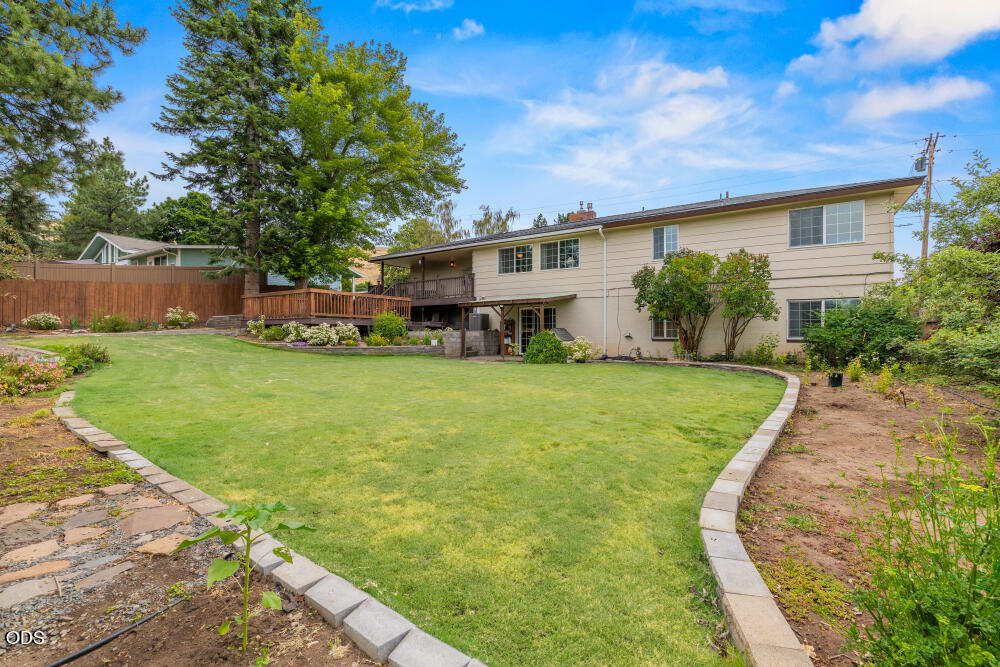 6321 Juniper Way