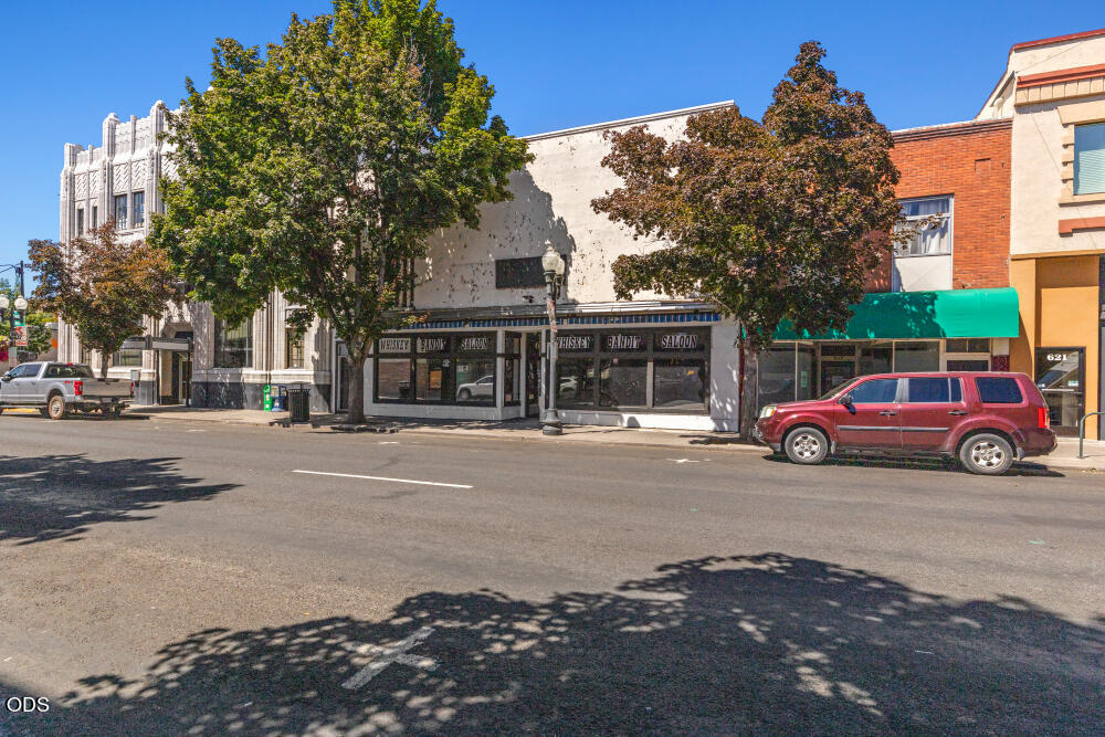 617 Main Street