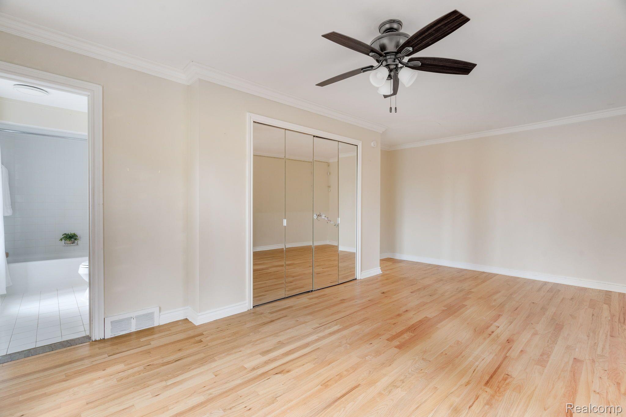 3280 Cairncross Drive