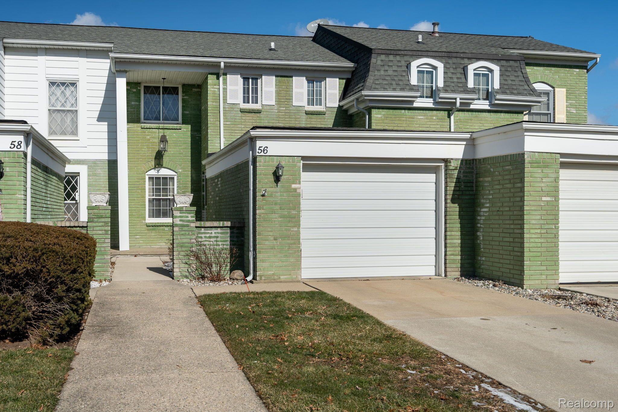 56 Stratford Lane