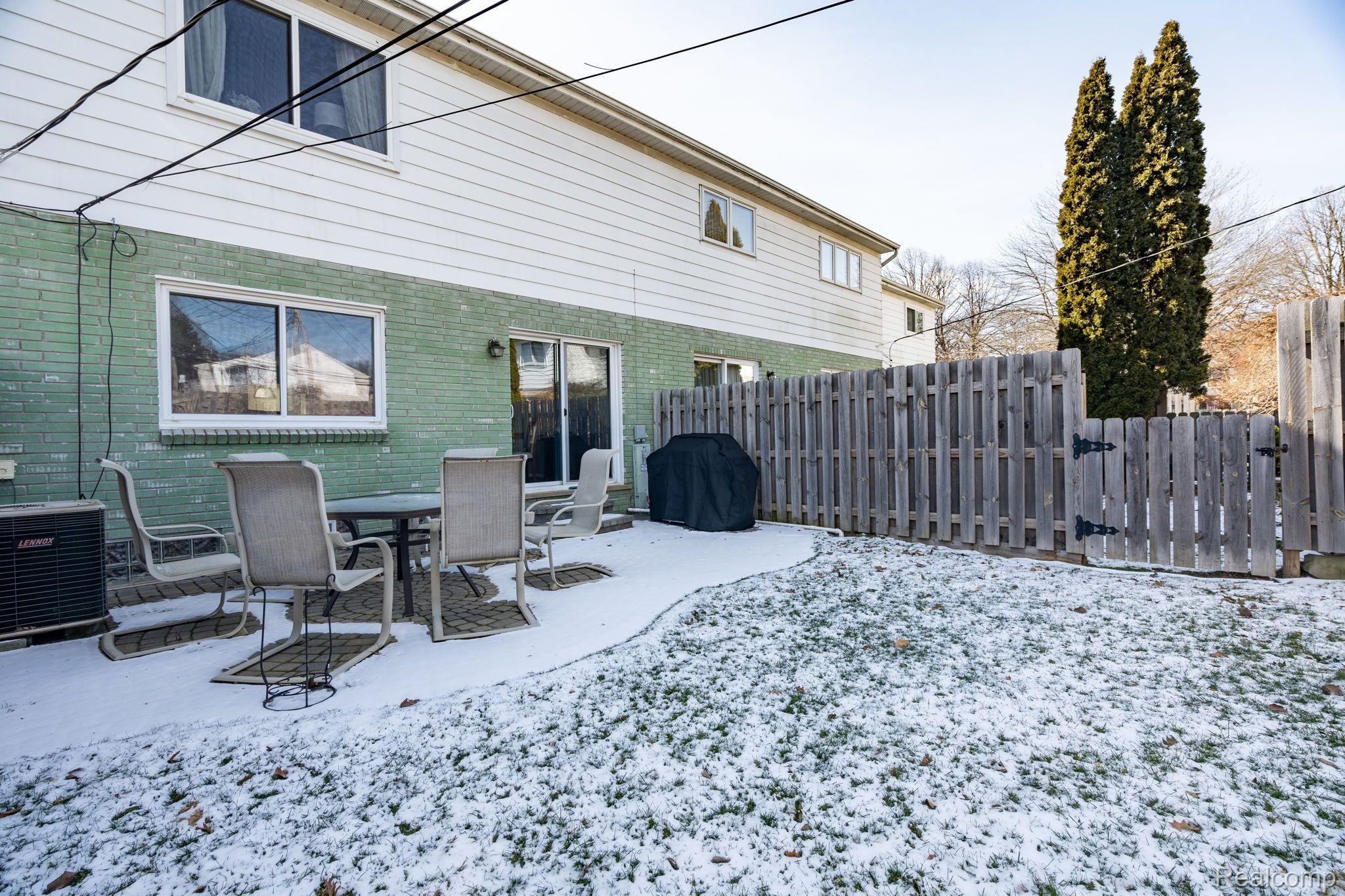 56 Stratford Lane