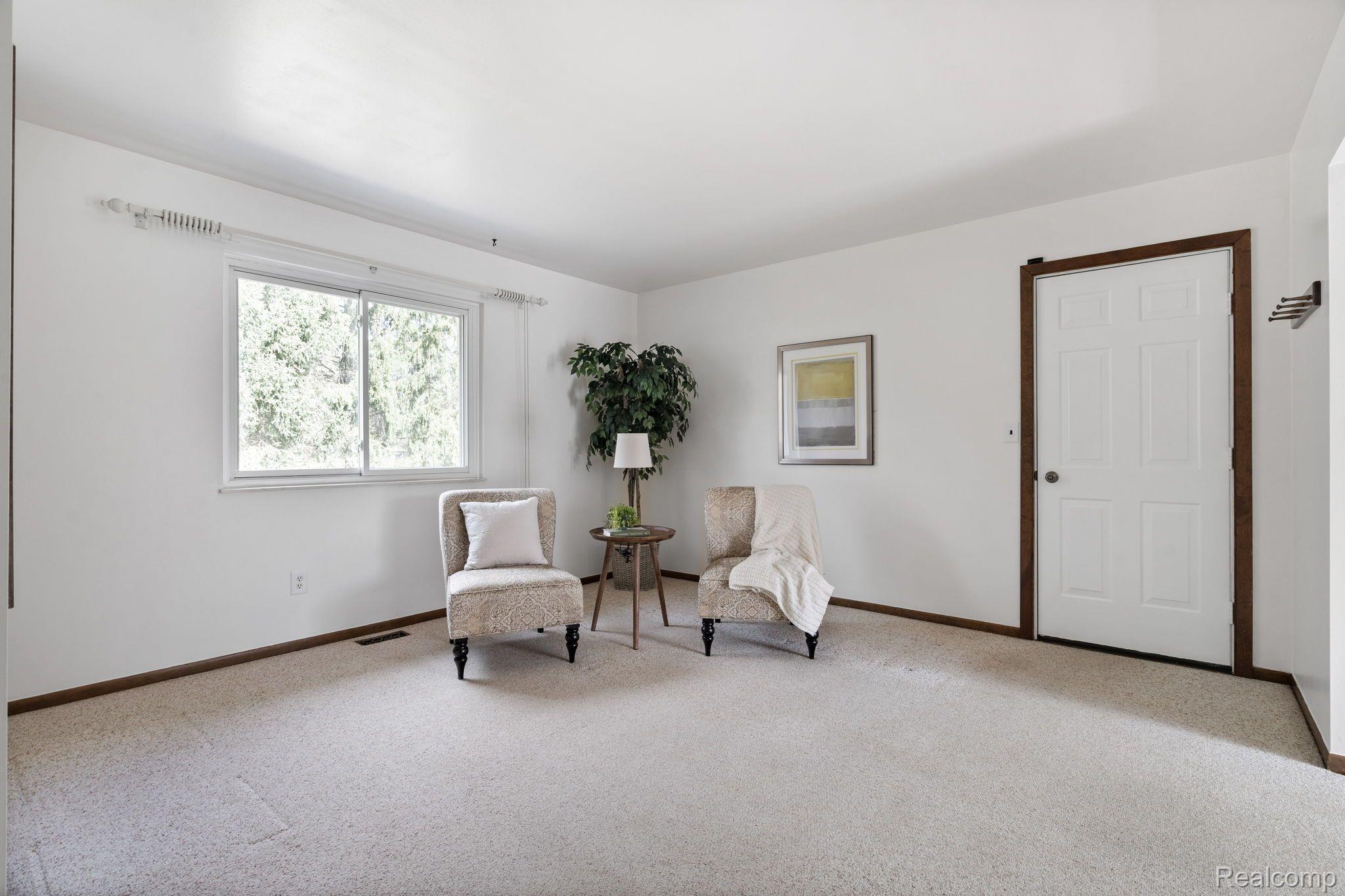3425 Indianwood Road