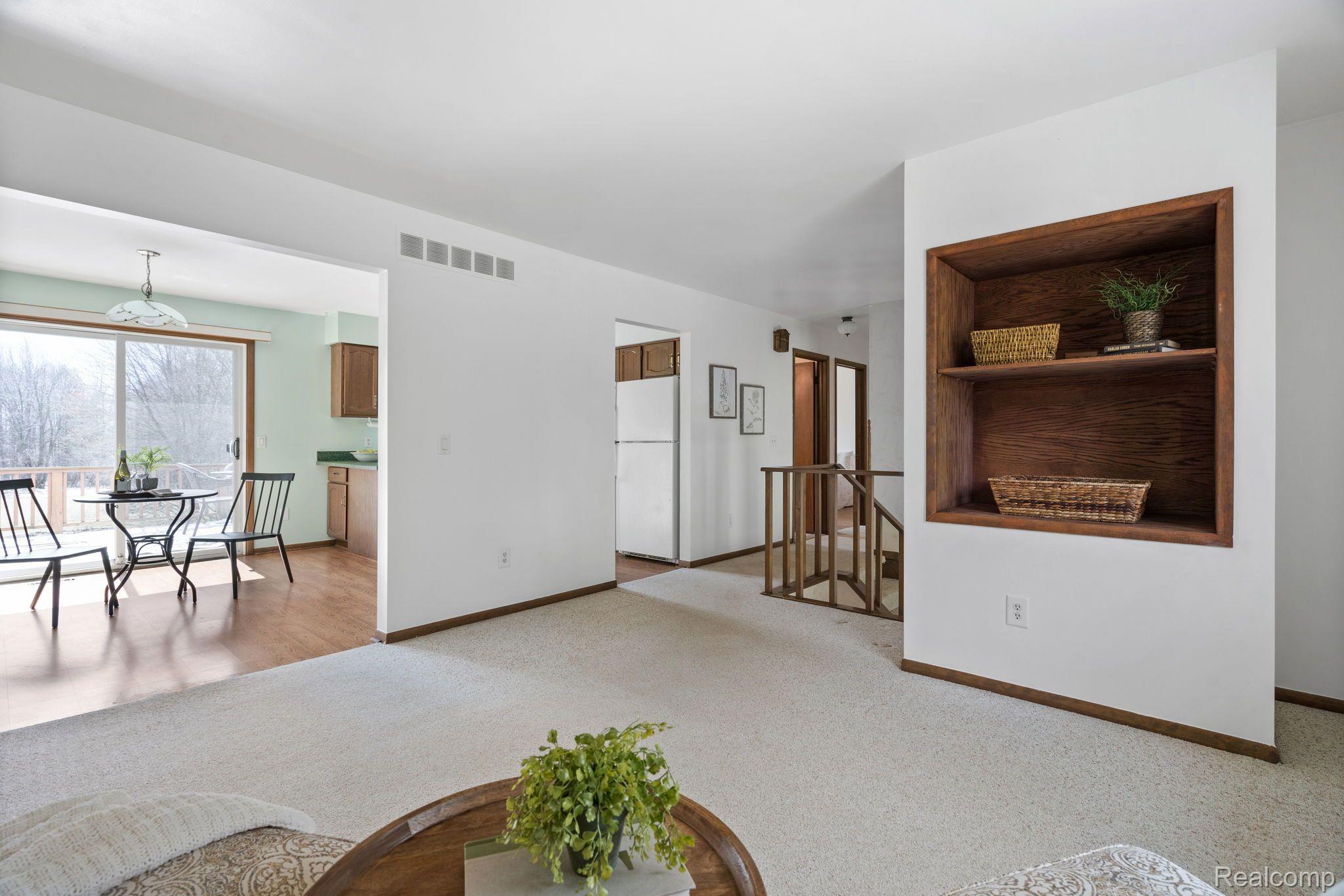3425 Indianwood Road