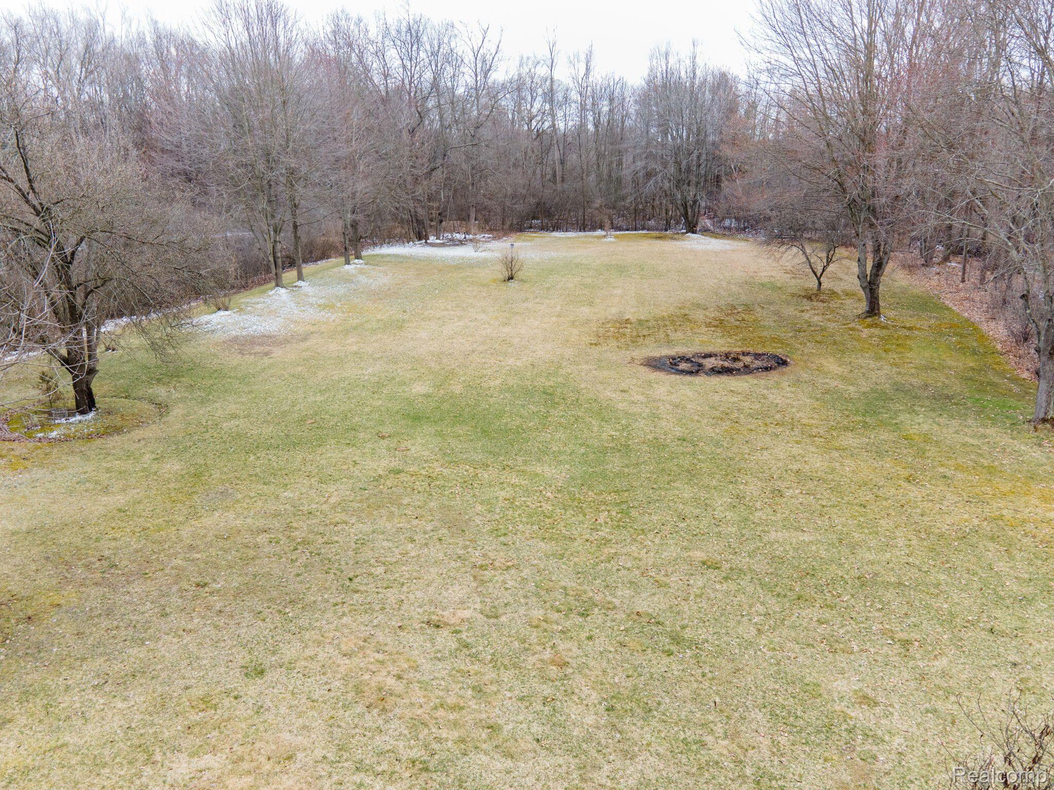 3425 Indianwood Road