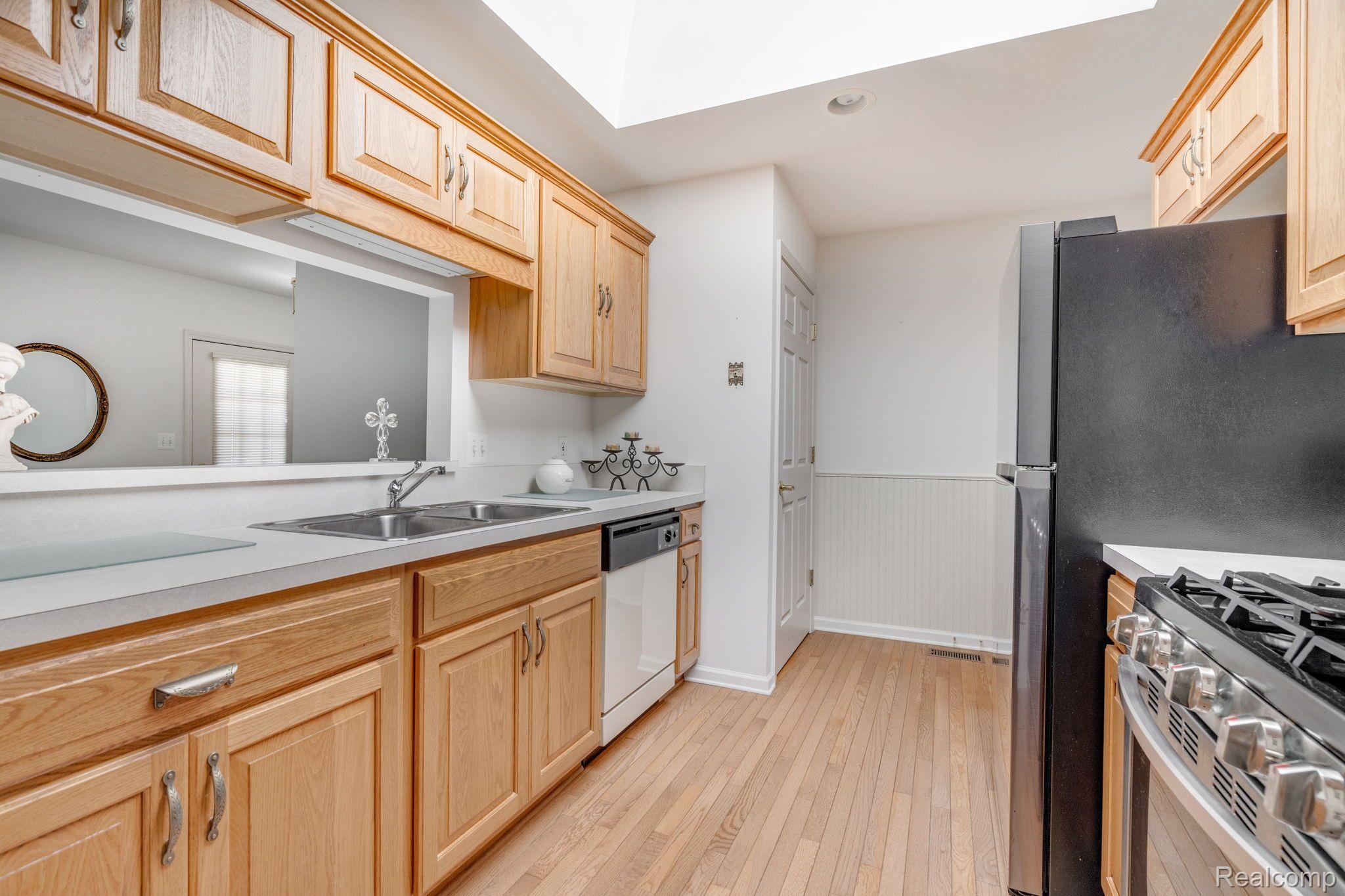 59354 Pine Creek Court