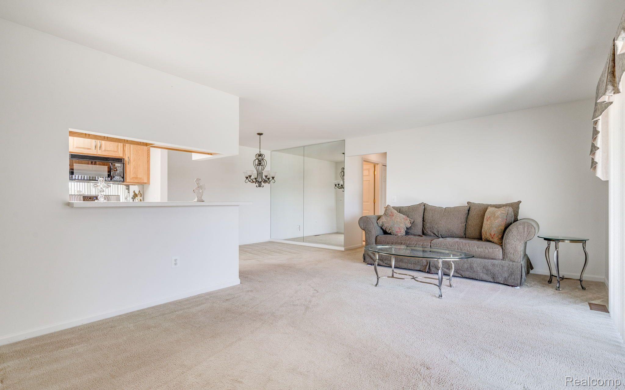 59354 Pine Creek Court