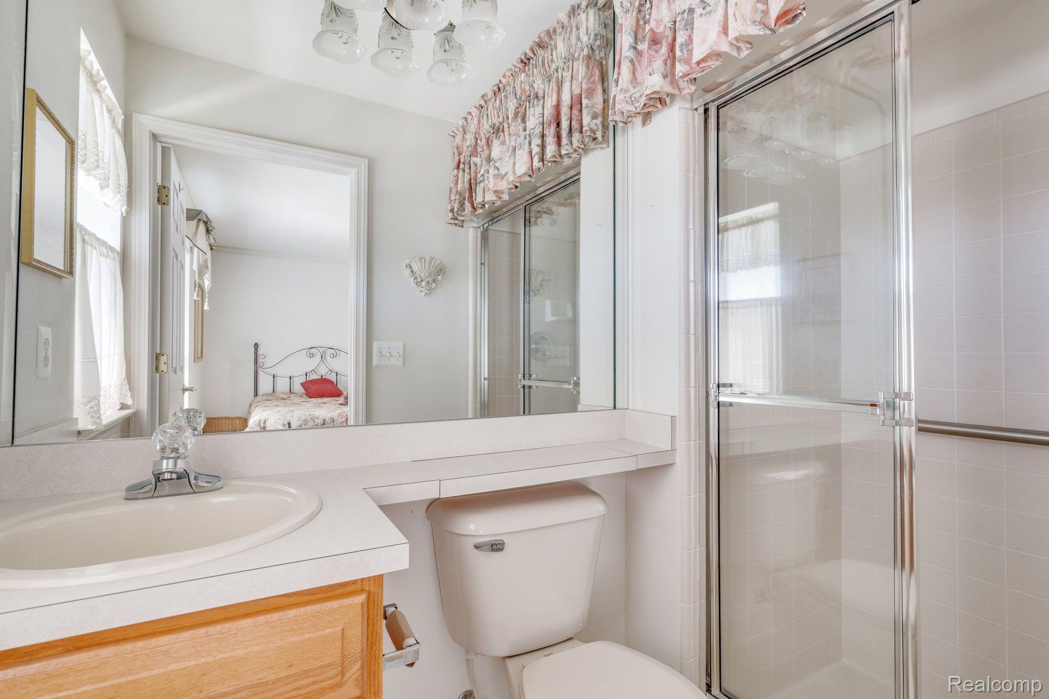 59354 Pine Creek Court