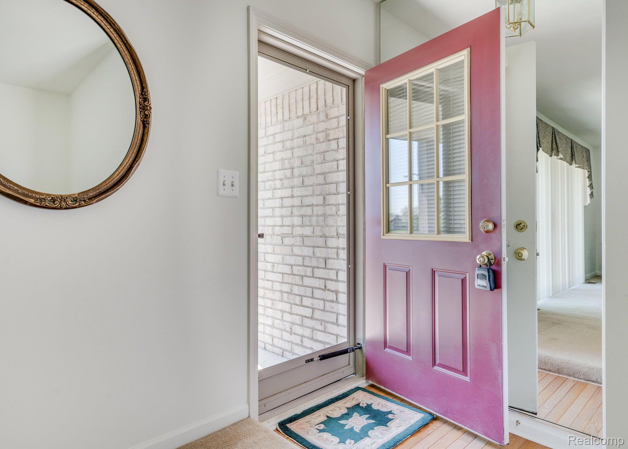 59354 Pine Creek Court