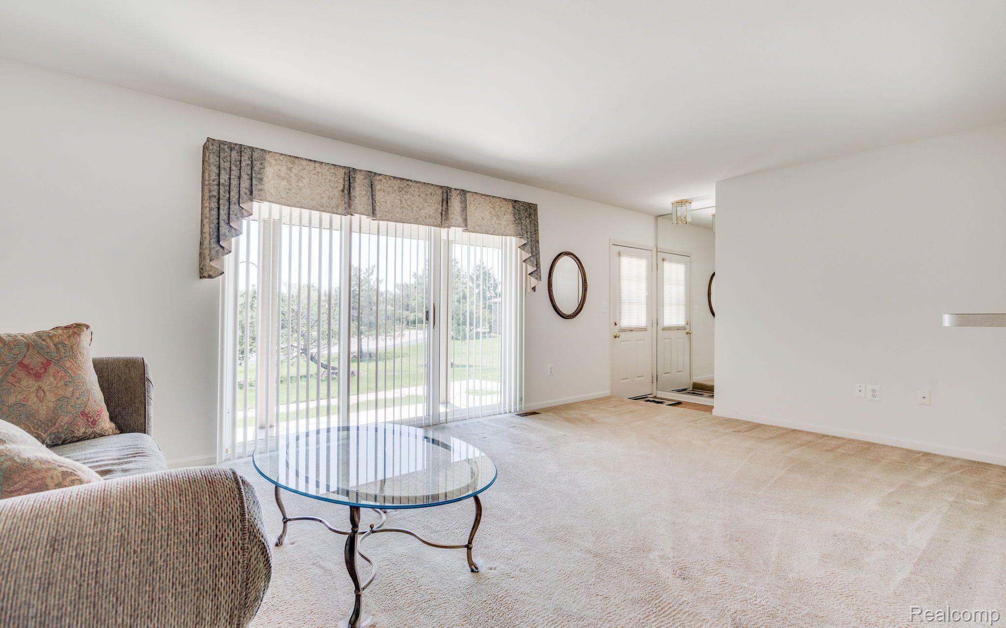59354 Pine Creek Court