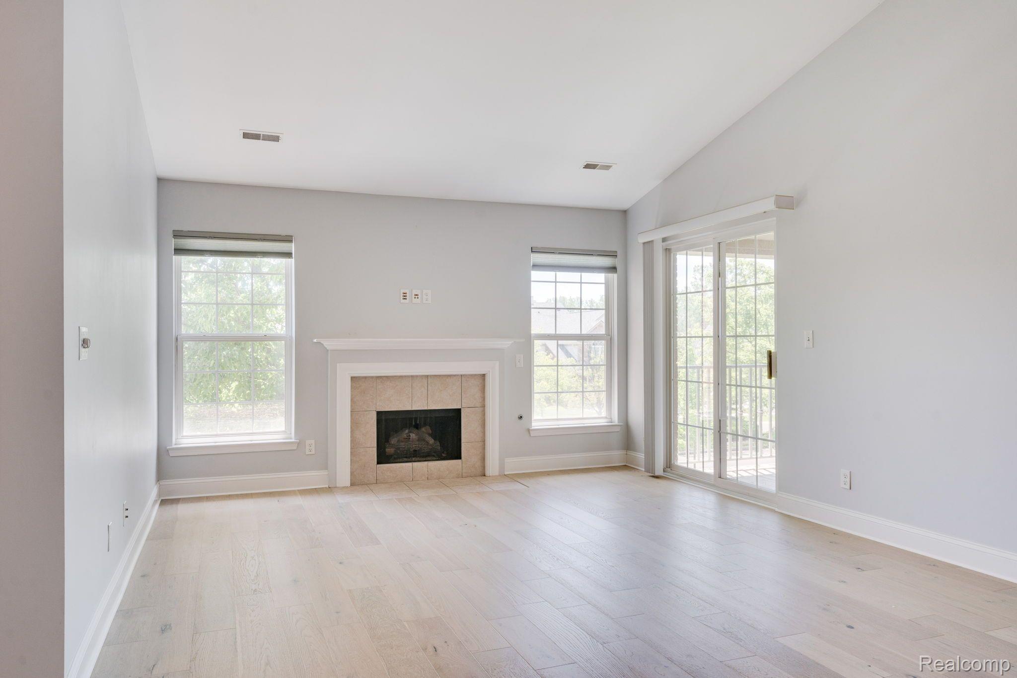 3570 Oakmonte Boulevard 100