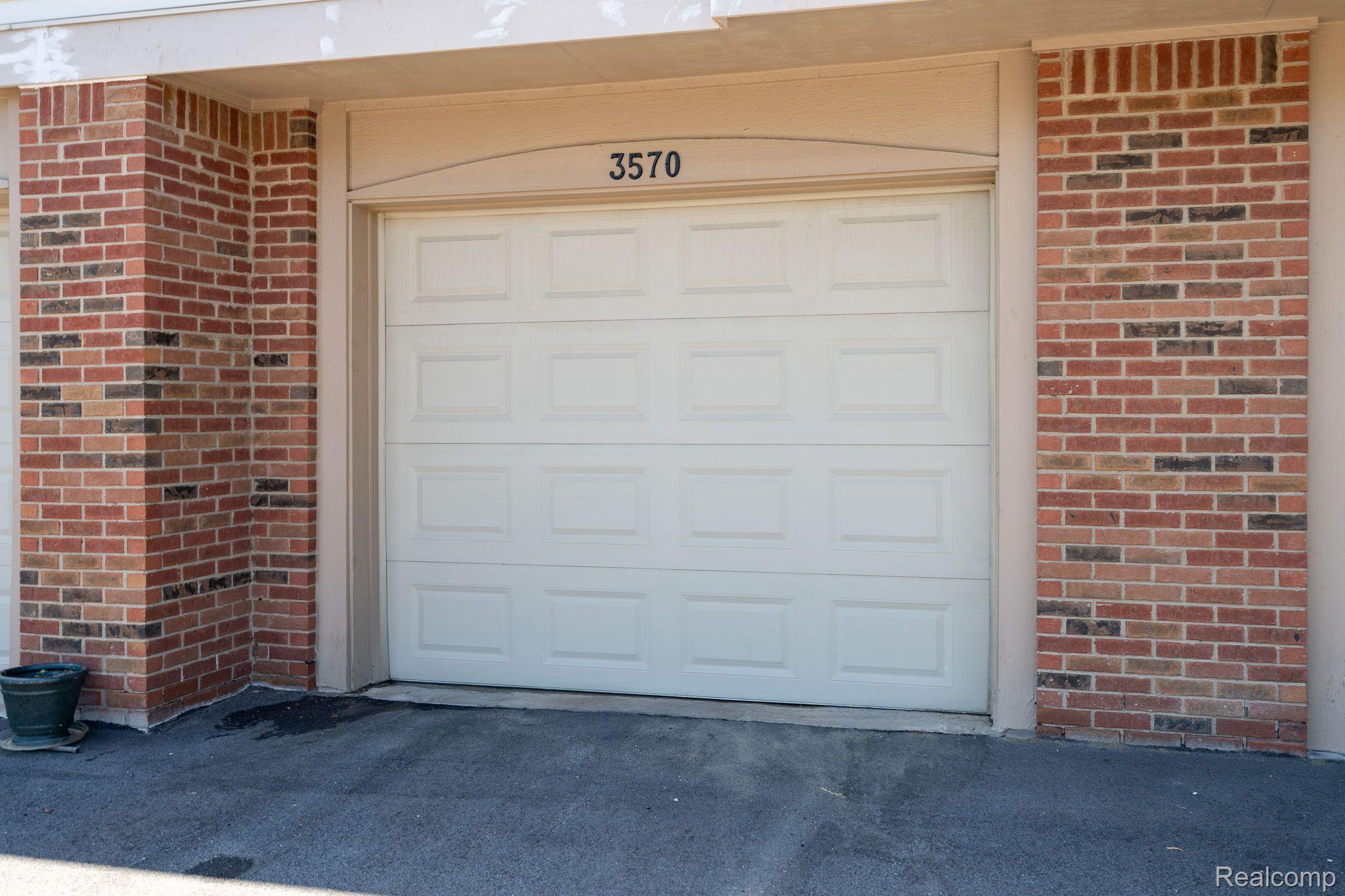 3570 Oakmonte Boulevard 100