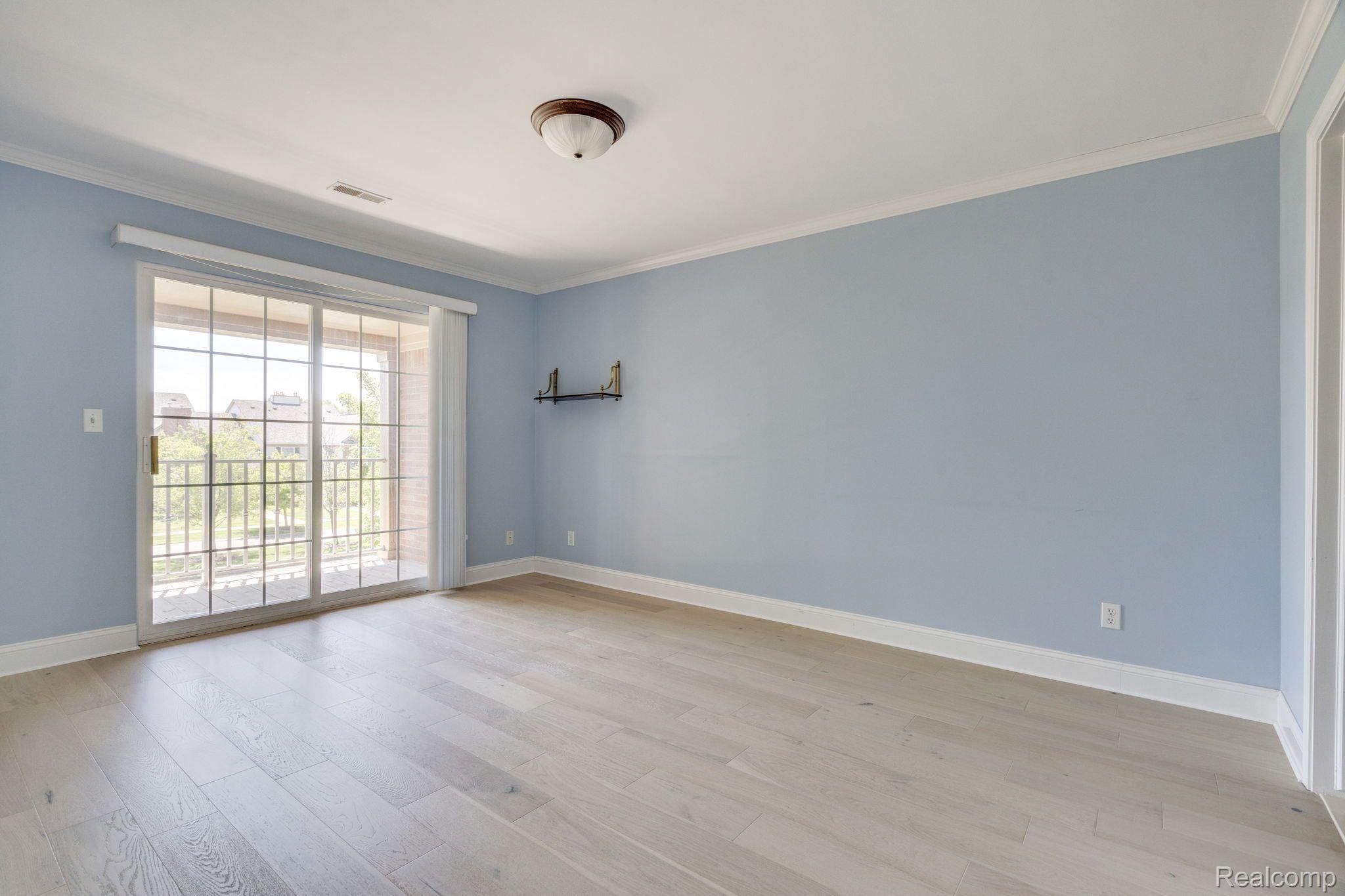 3570 Oakmonte Boulevard 100
