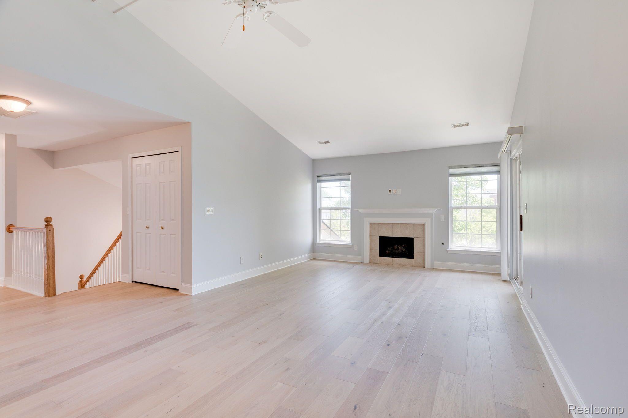 3570 Oakmonte Boulevard 100