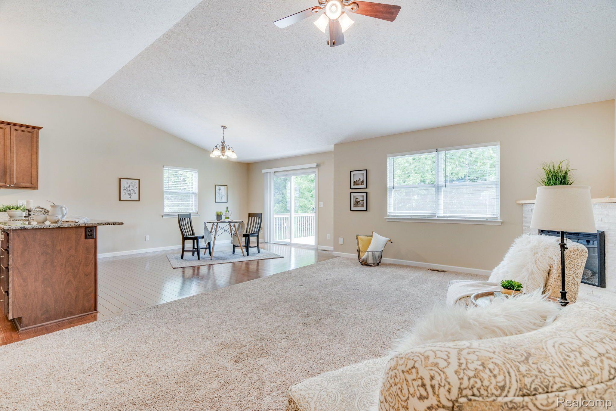 950 Colechester Court