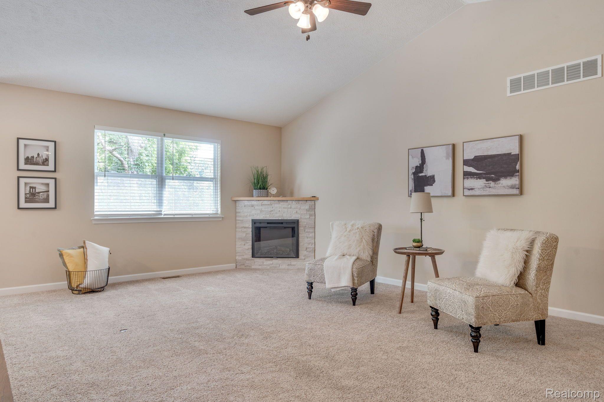 950 Colechester Court