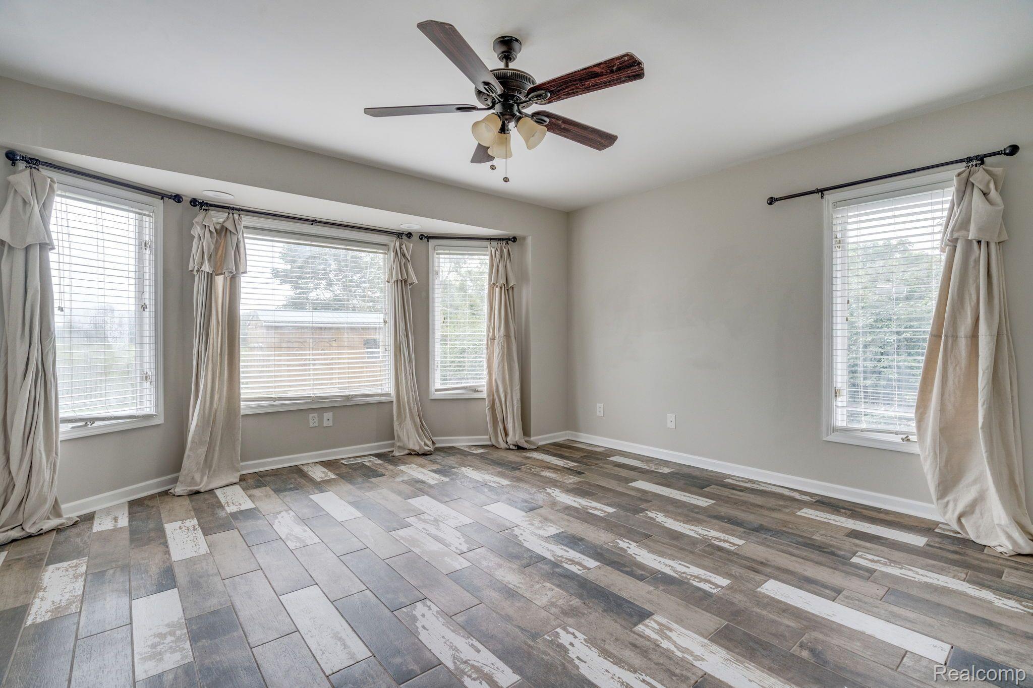 21614 Chester Road