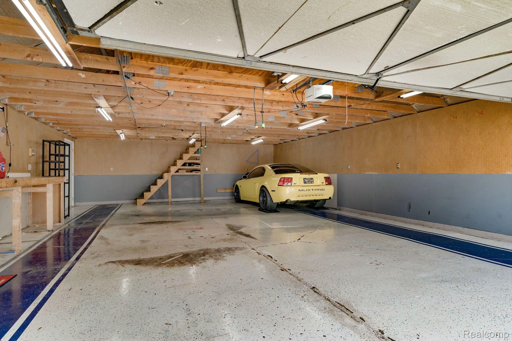 2547 Camel Drive