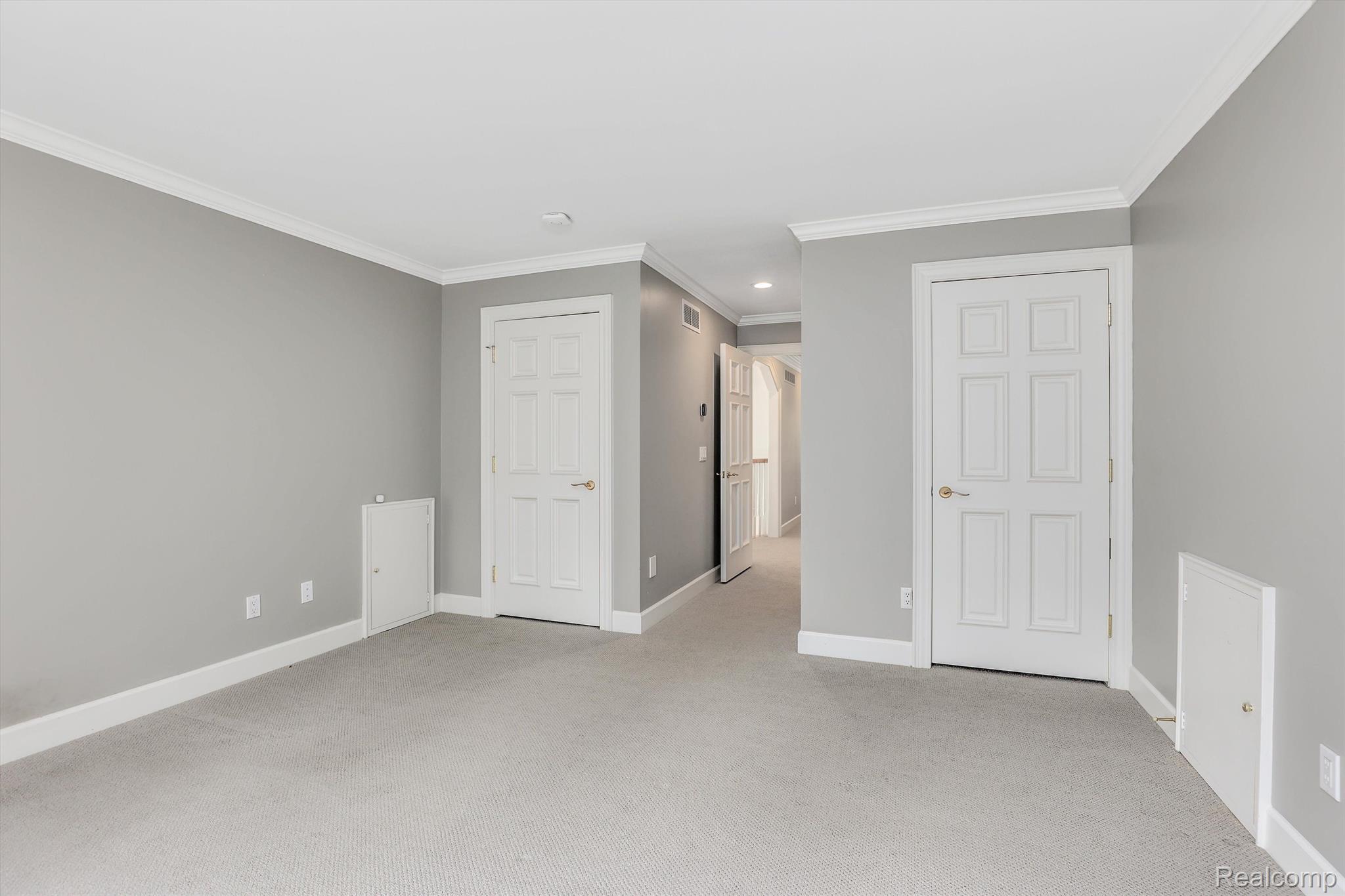 2833 Arlund Way