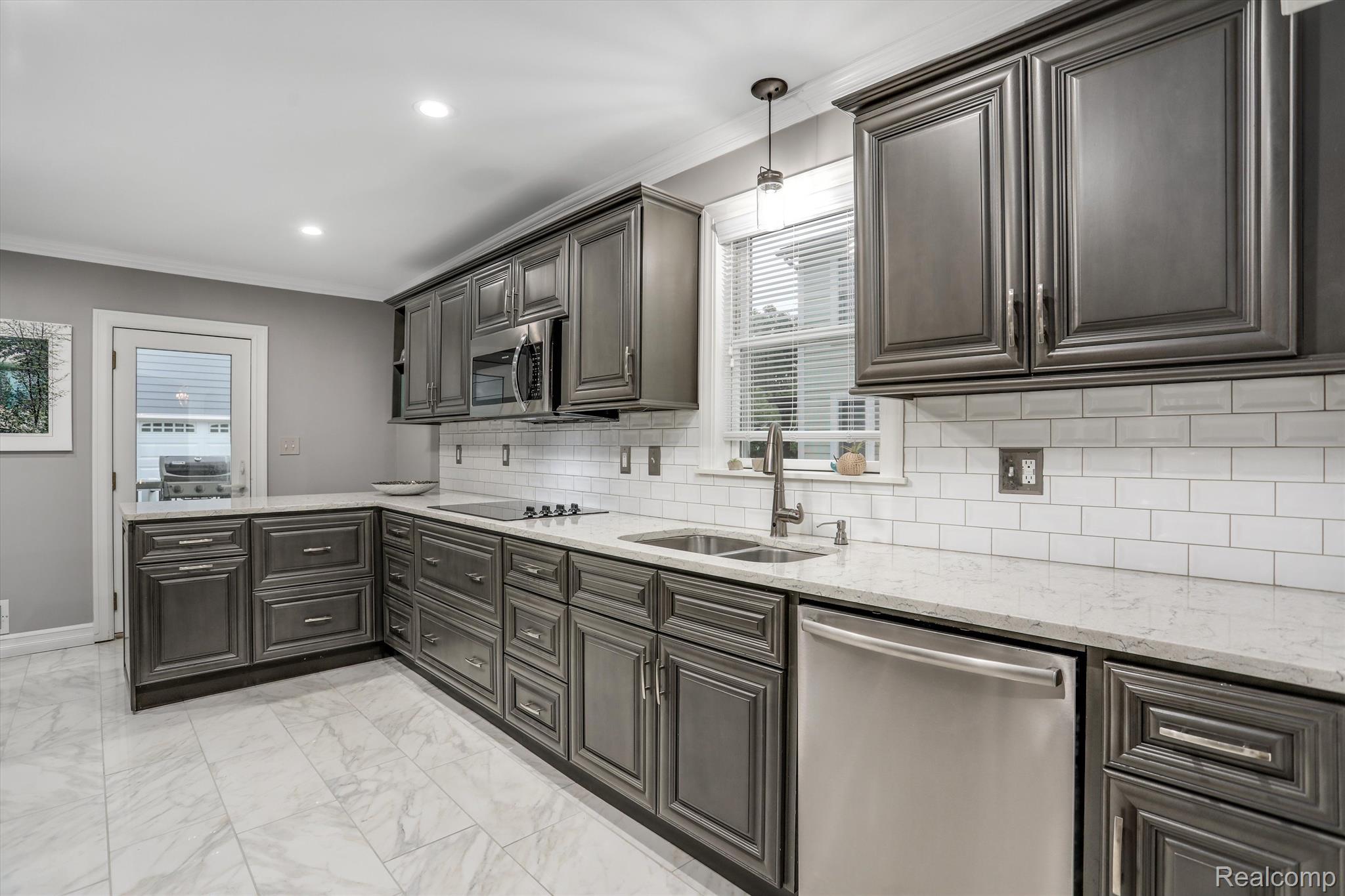 326 Highland Avenue