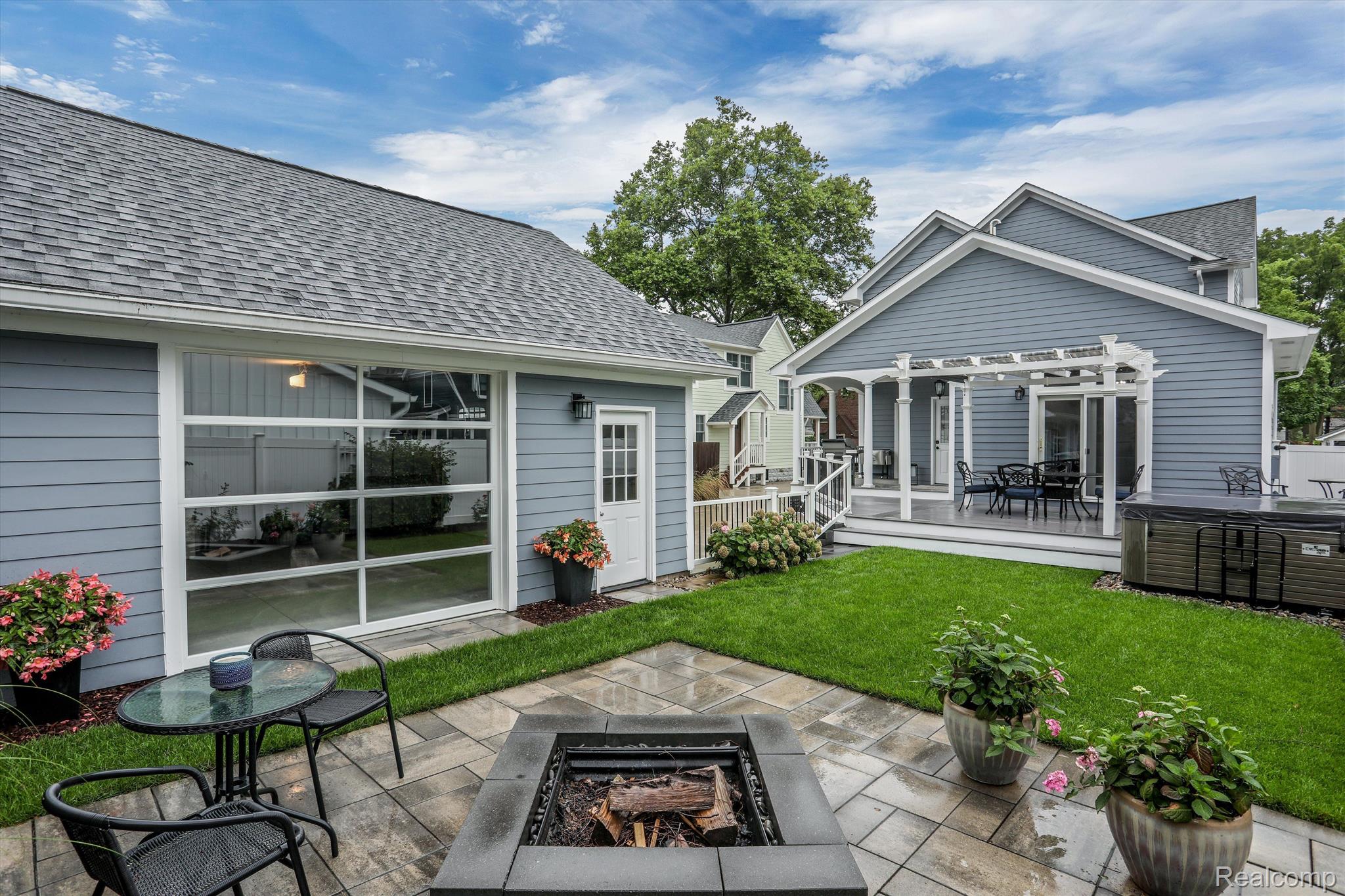 326 Highland Avenue
