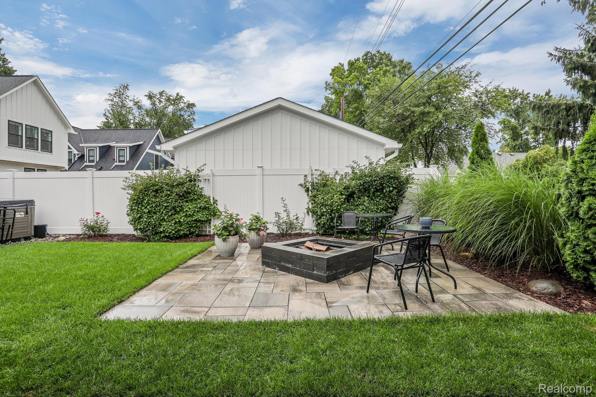 326 Highland Avenue