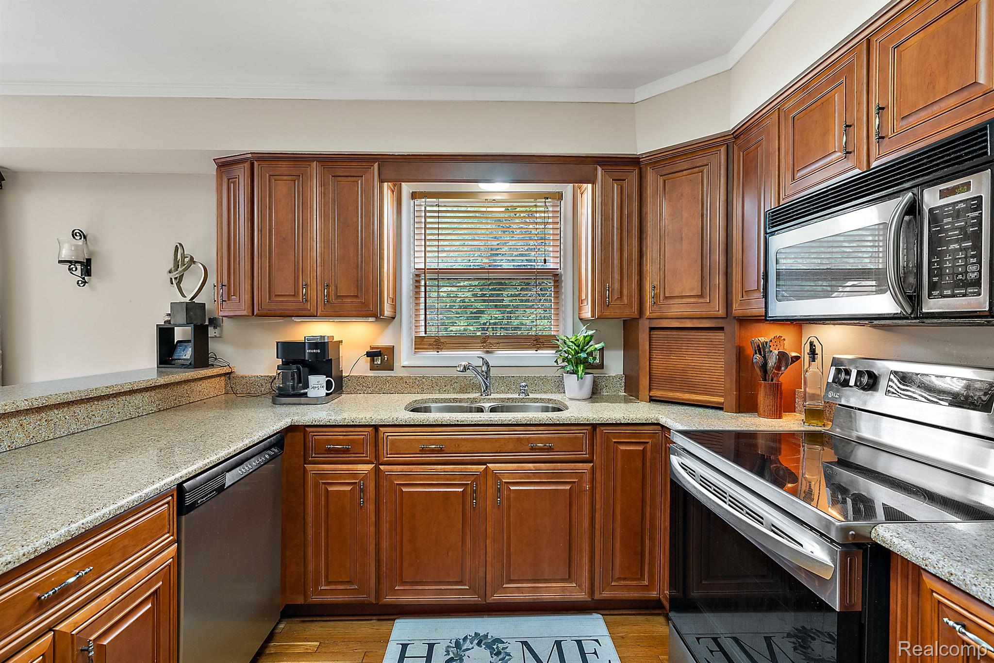 3280 Palm Aire Court