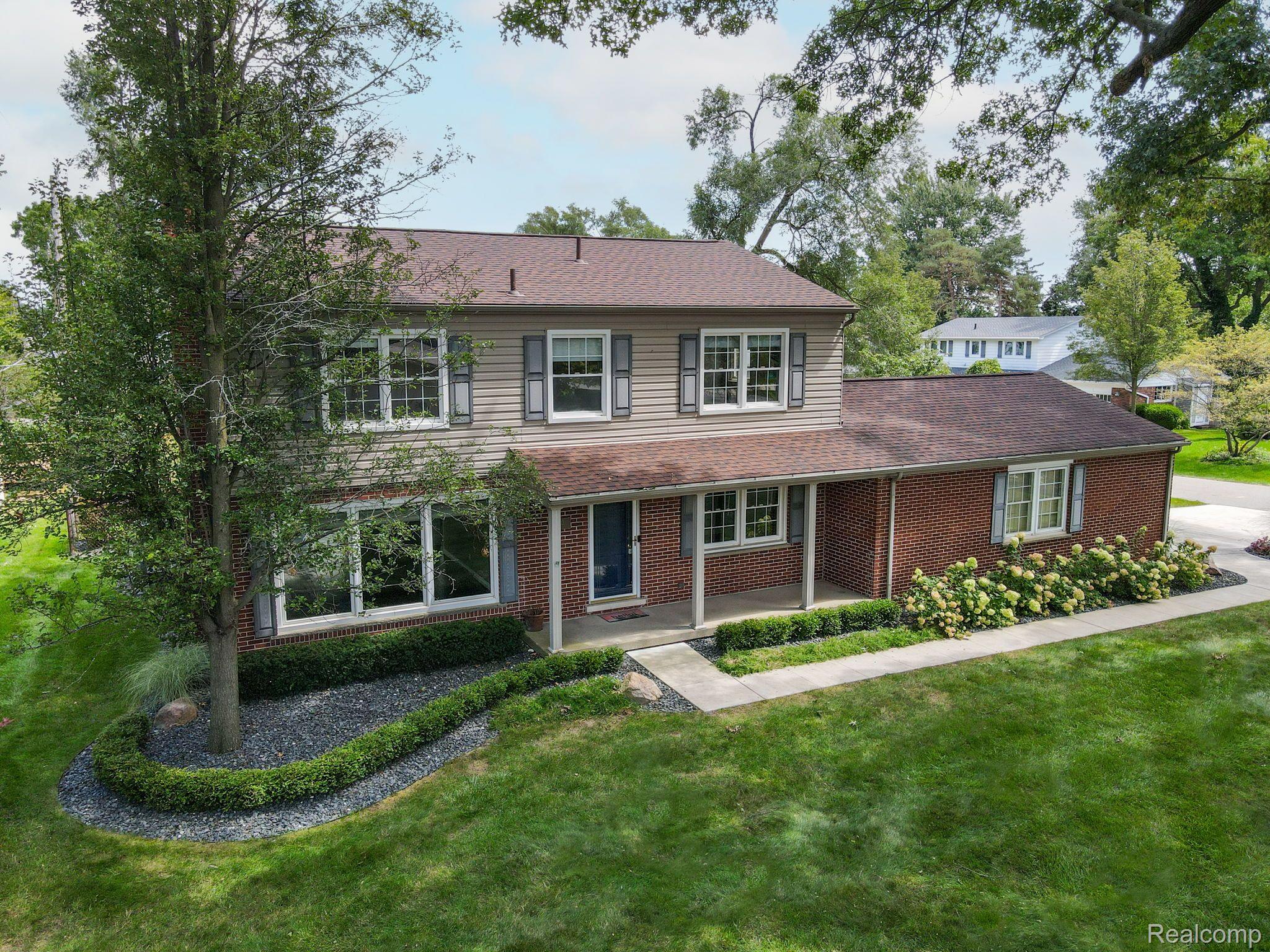 55112 Monroe Drive