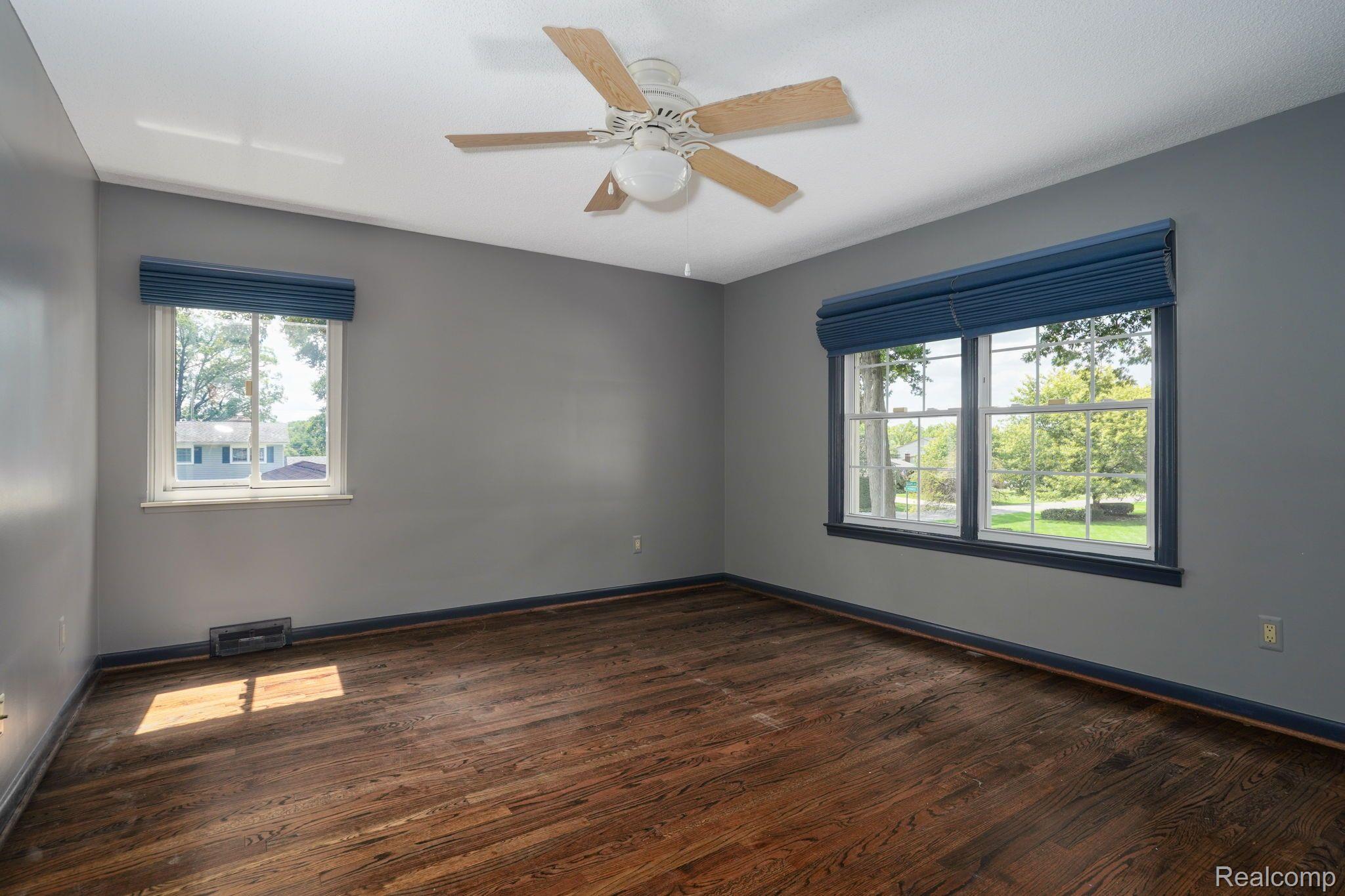 55112 Monroe Drive