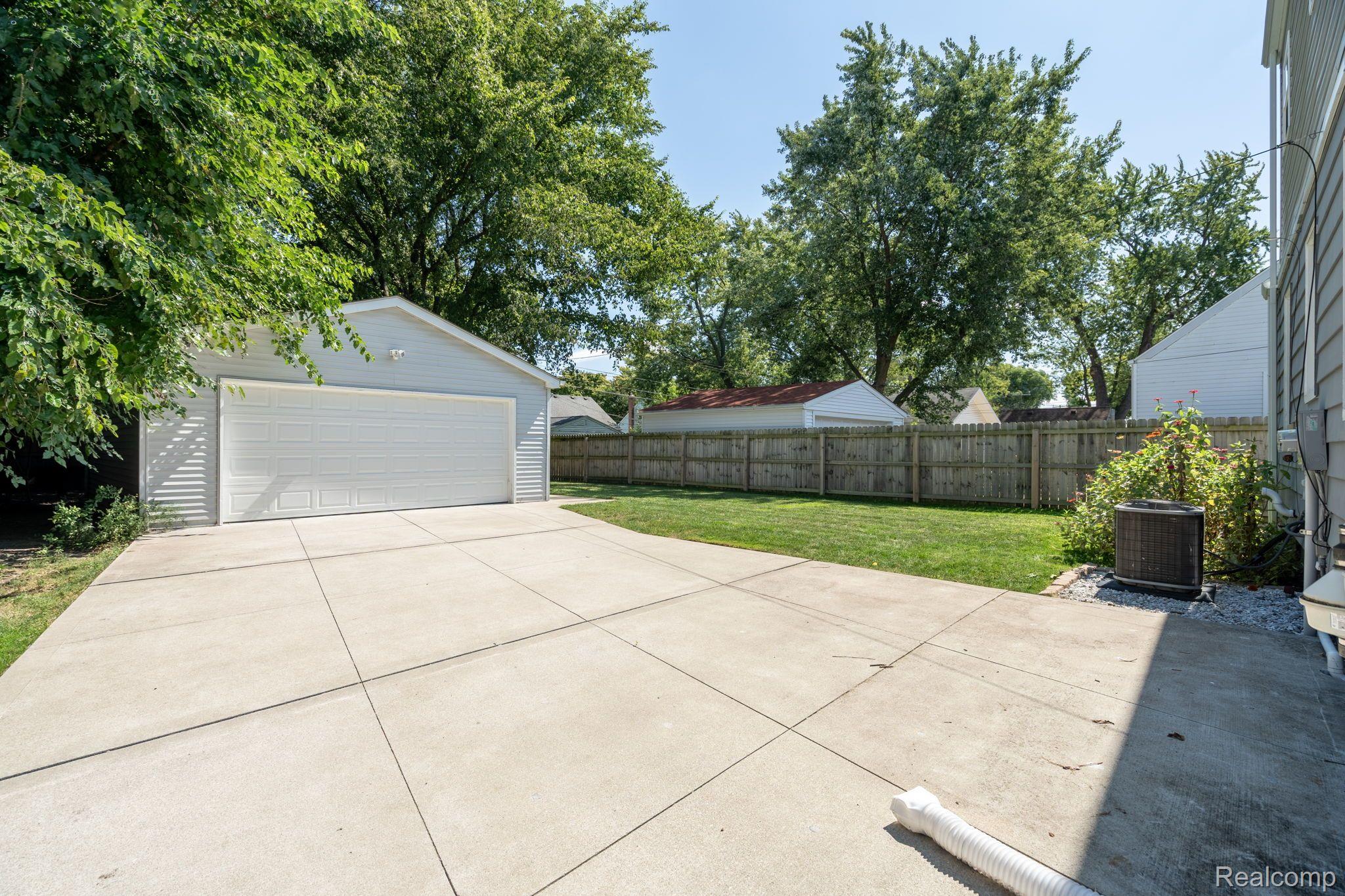1944 Bacon Avenue