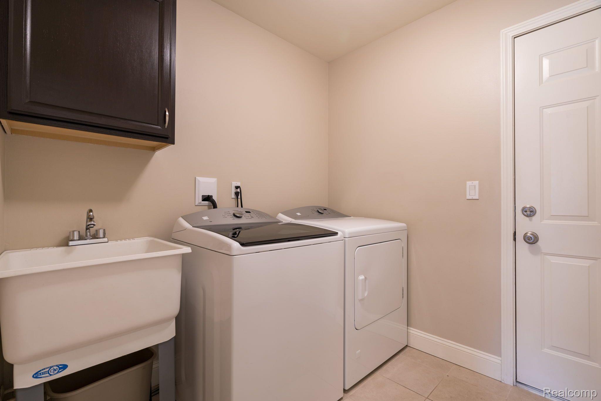 2287 Westmont Circle