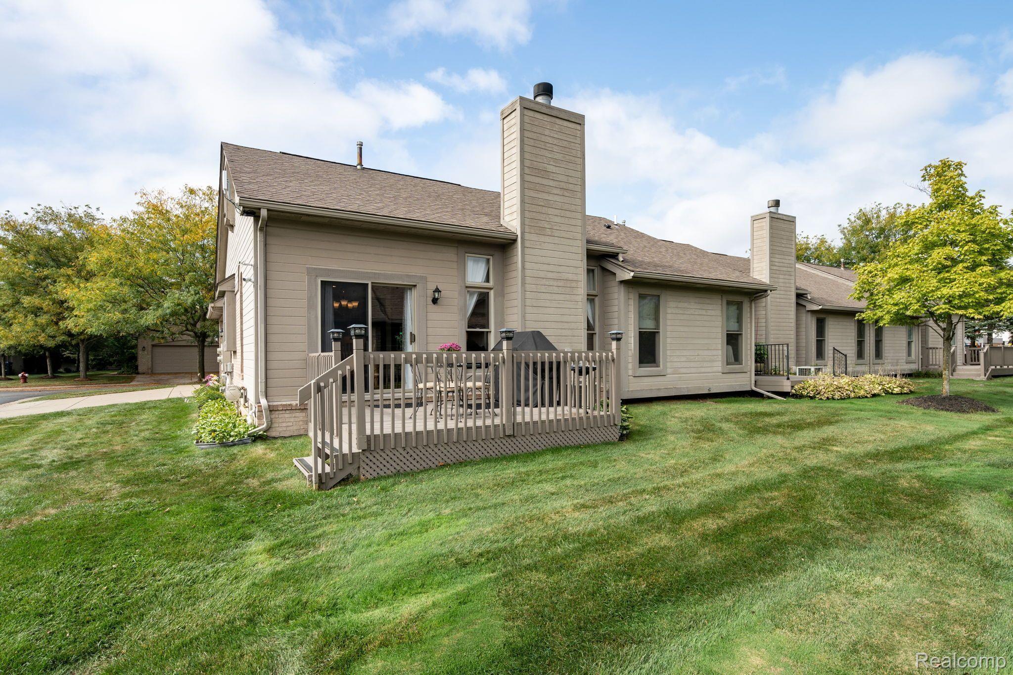 2287 Westmont Circle