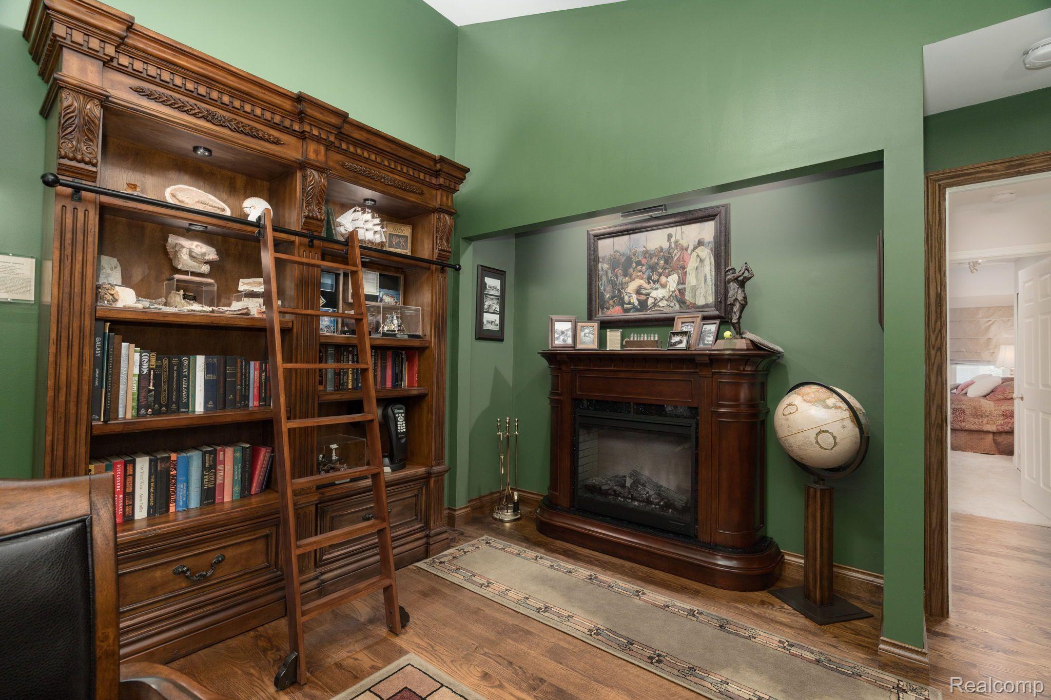 2287 Westmont Circle