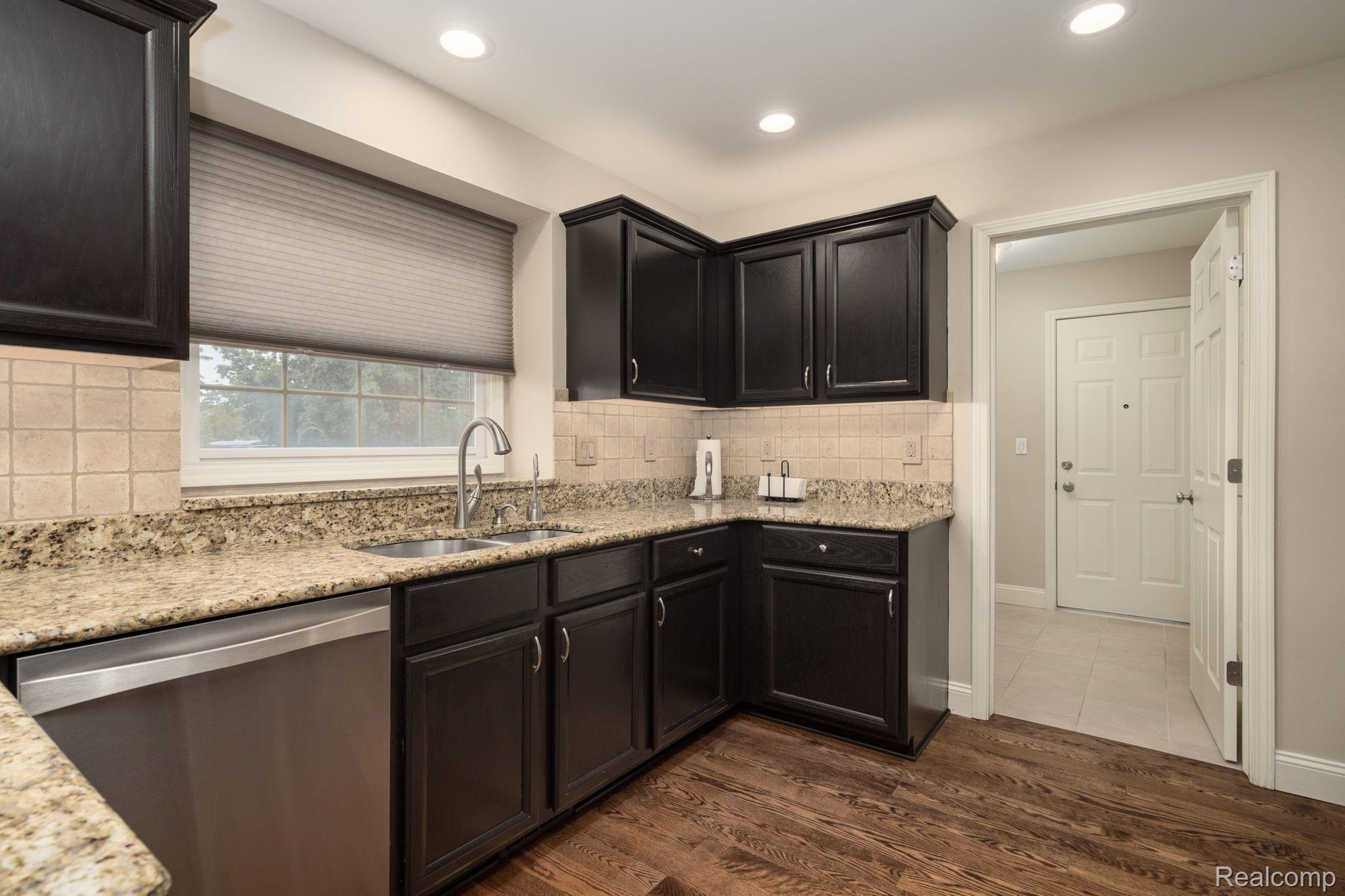 2287 Westmont Circle