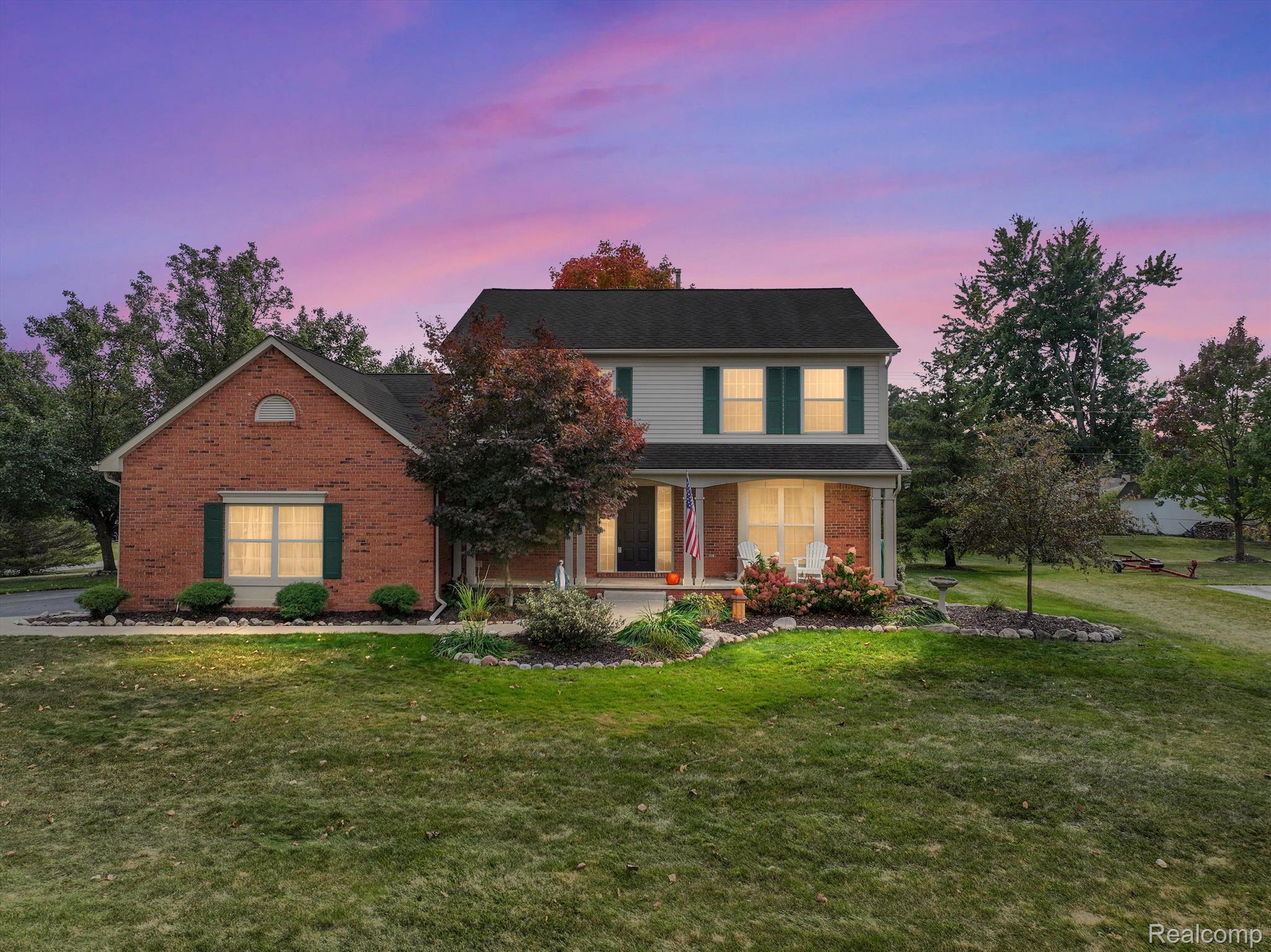 2289 Huntington Drive