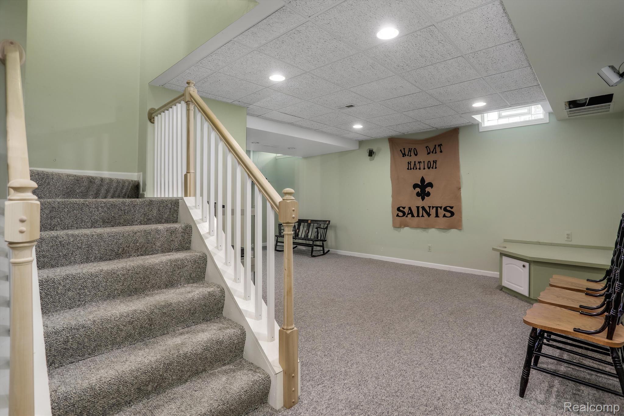 2289 Huntington Drive