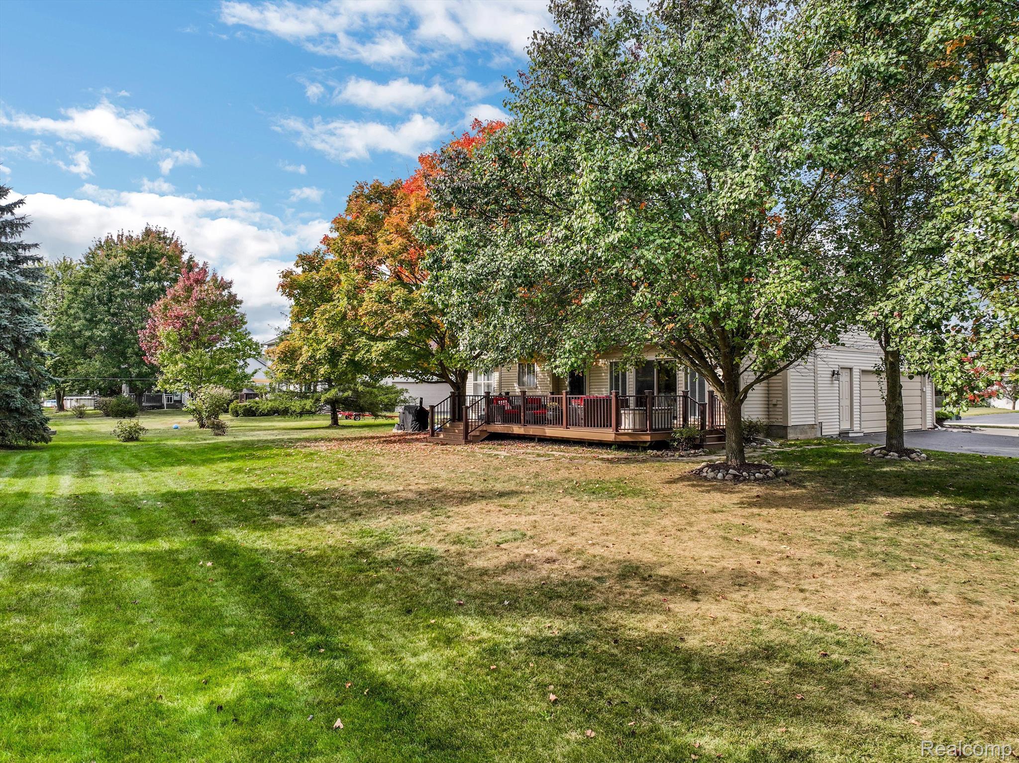 2289 Huntington Drive