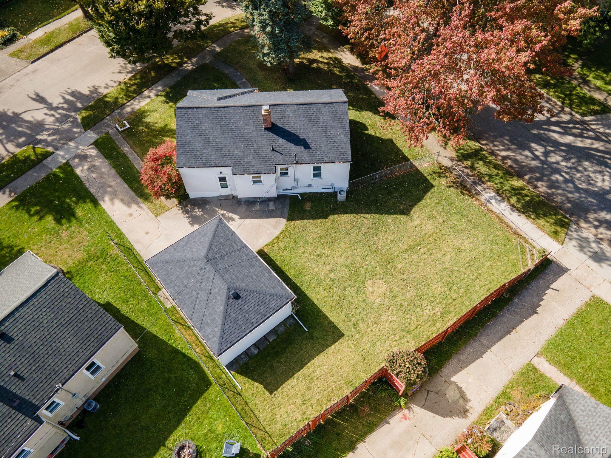 569 Chippewa Street