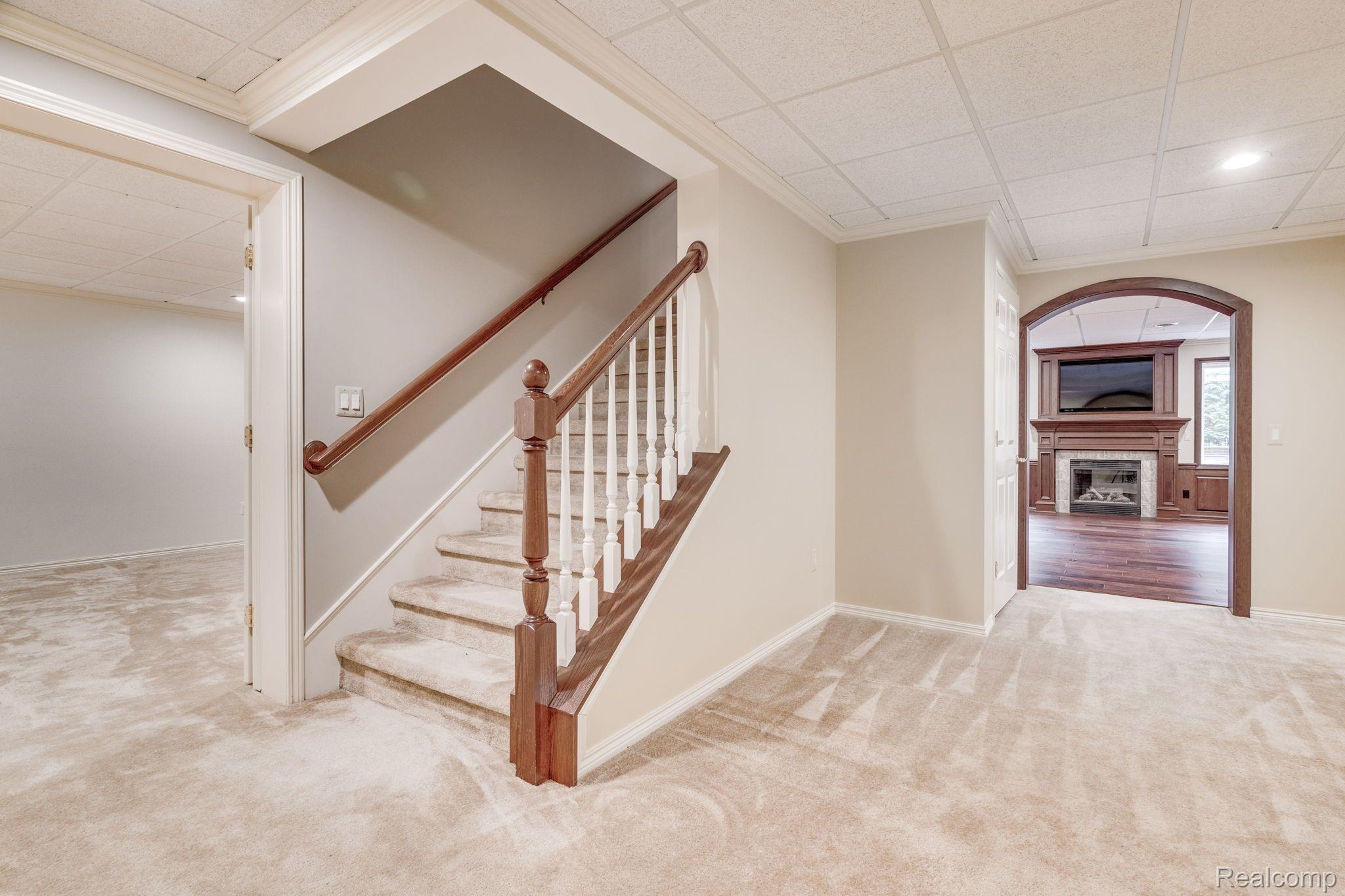 5162 Newport Court
