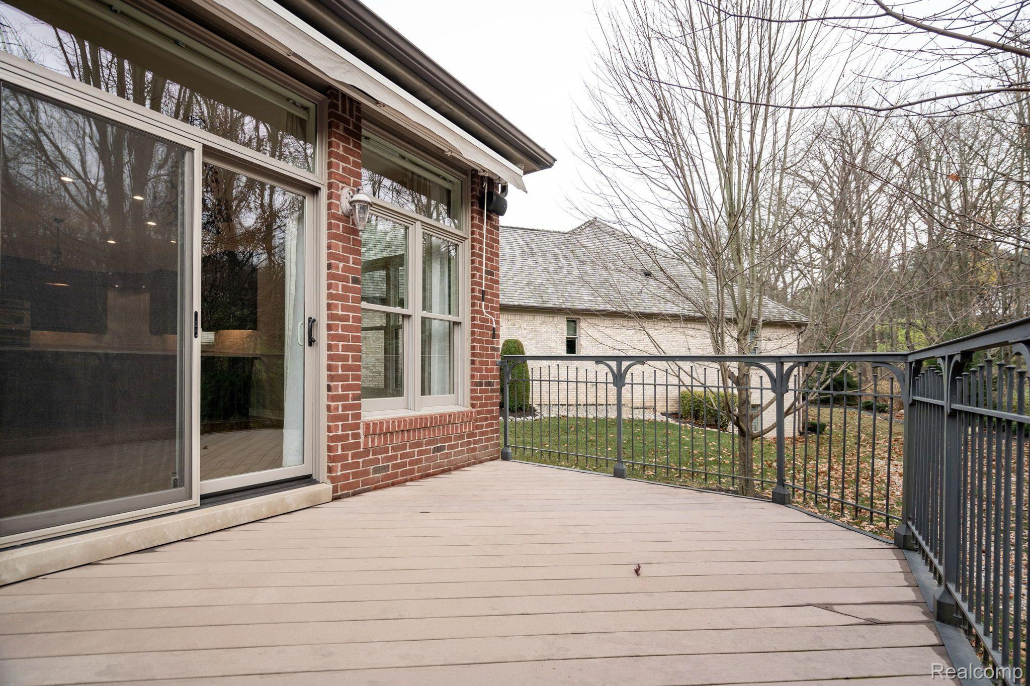 5162 Newport Court