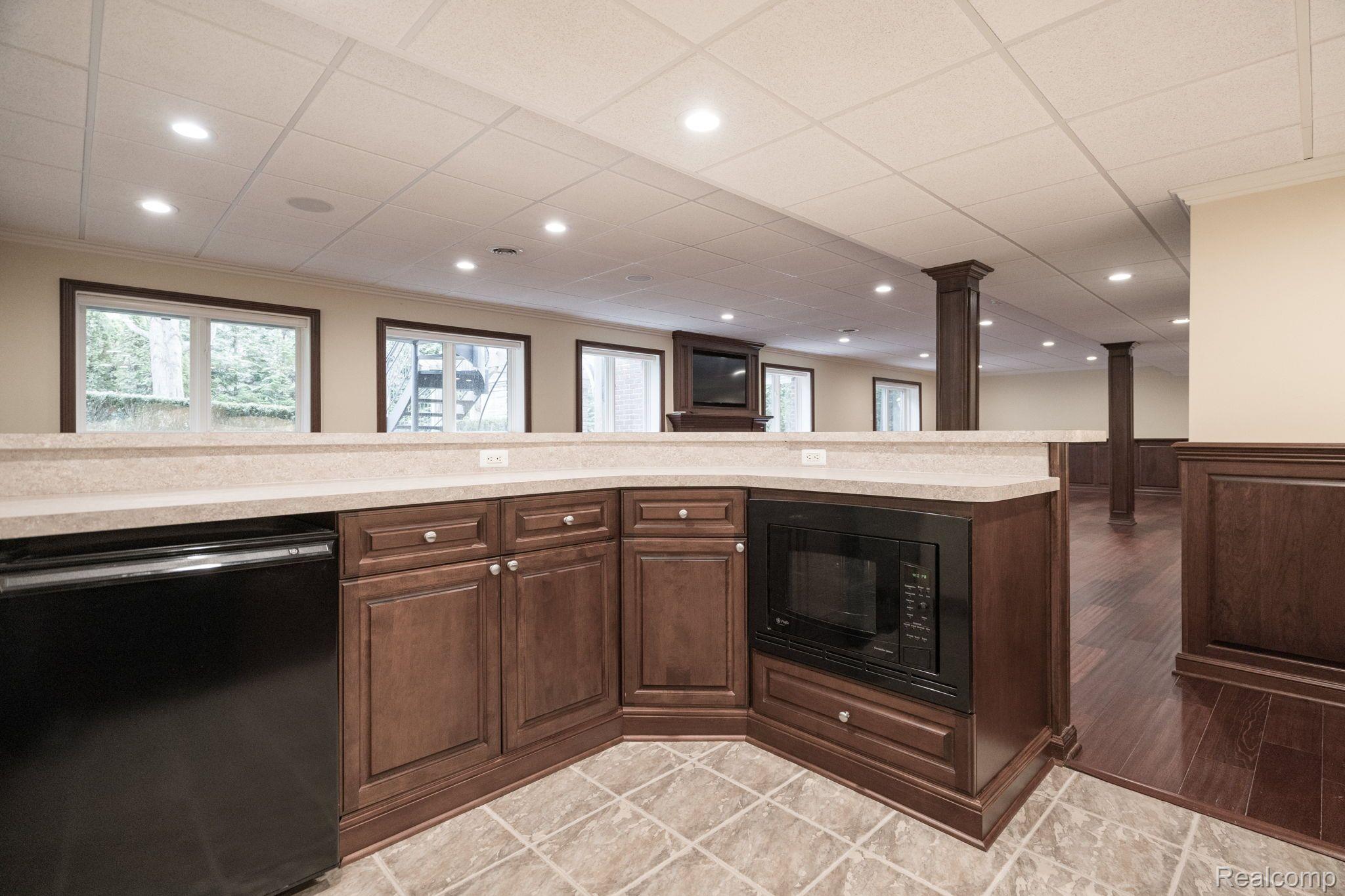 5162 Newport Court